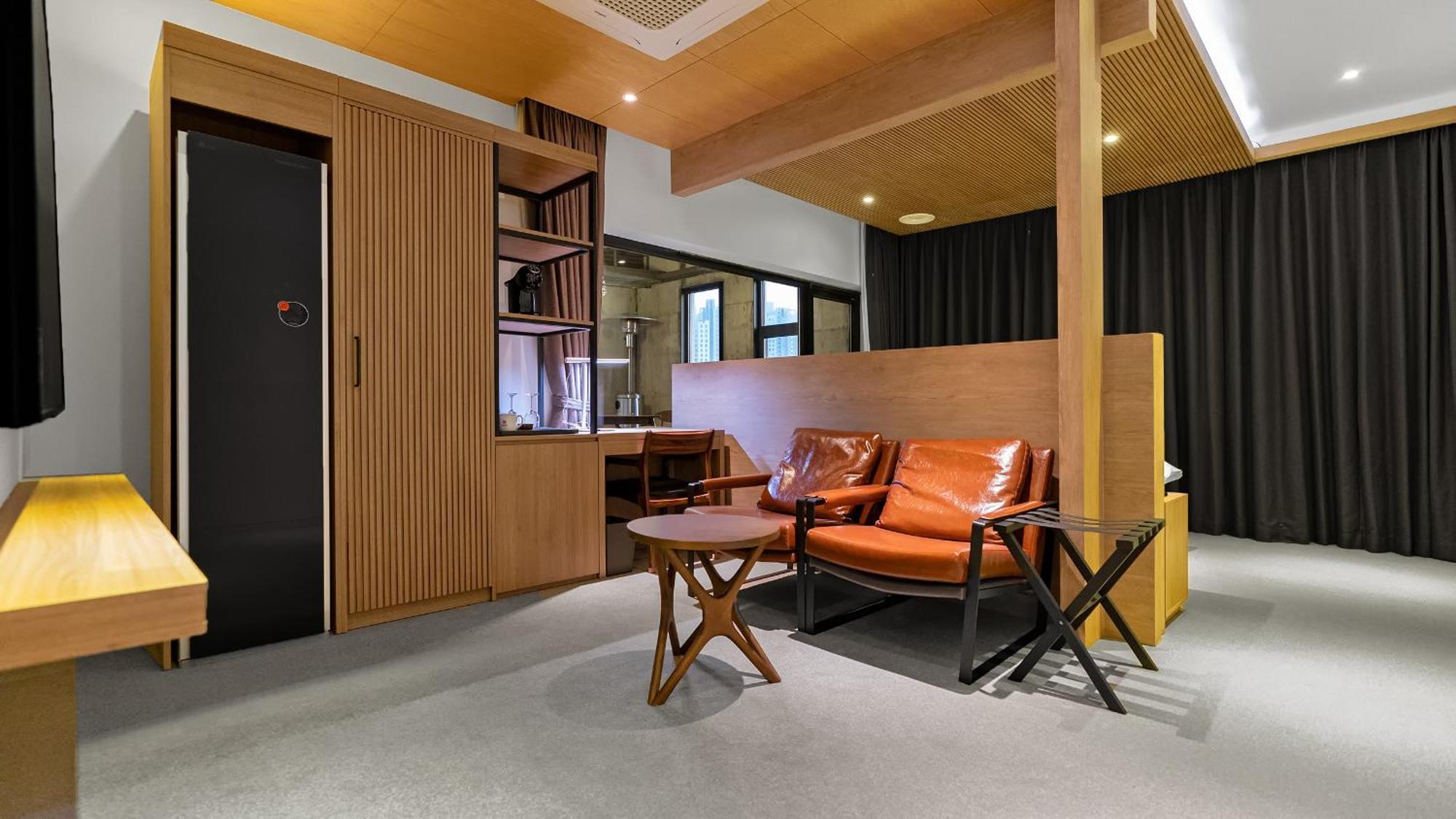 Hotel Schweizer Dorf Cheonan Exterior photo