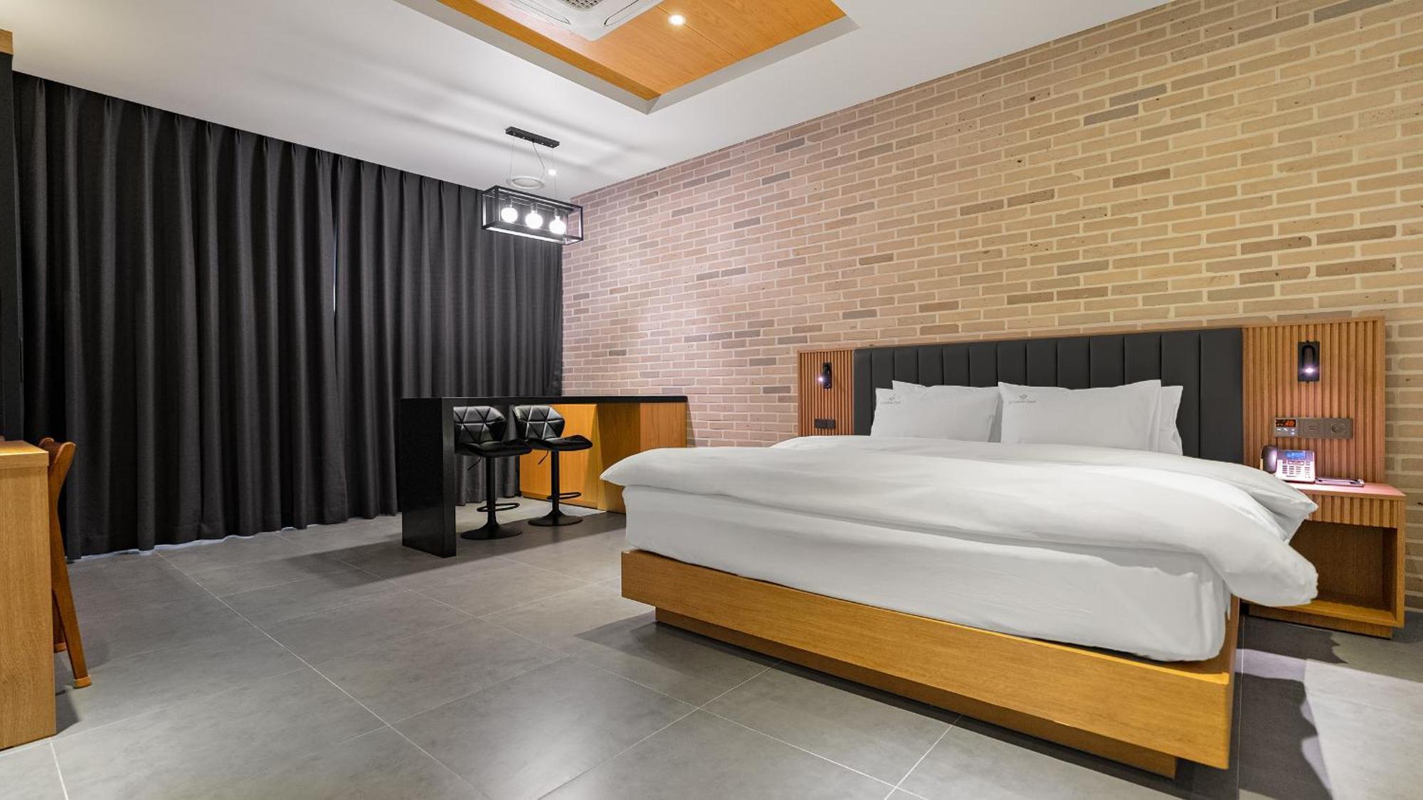 Hotel Schweizer Dorf Cheonan Exterior photo